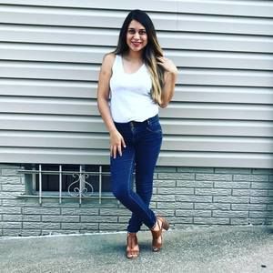 Meet your Posher, Perla